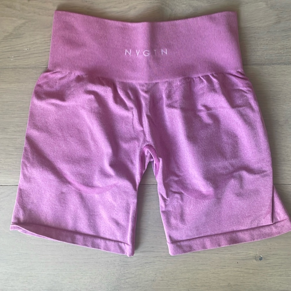 NVGTN Bubble Gum Pink Contour Seamless Shorts